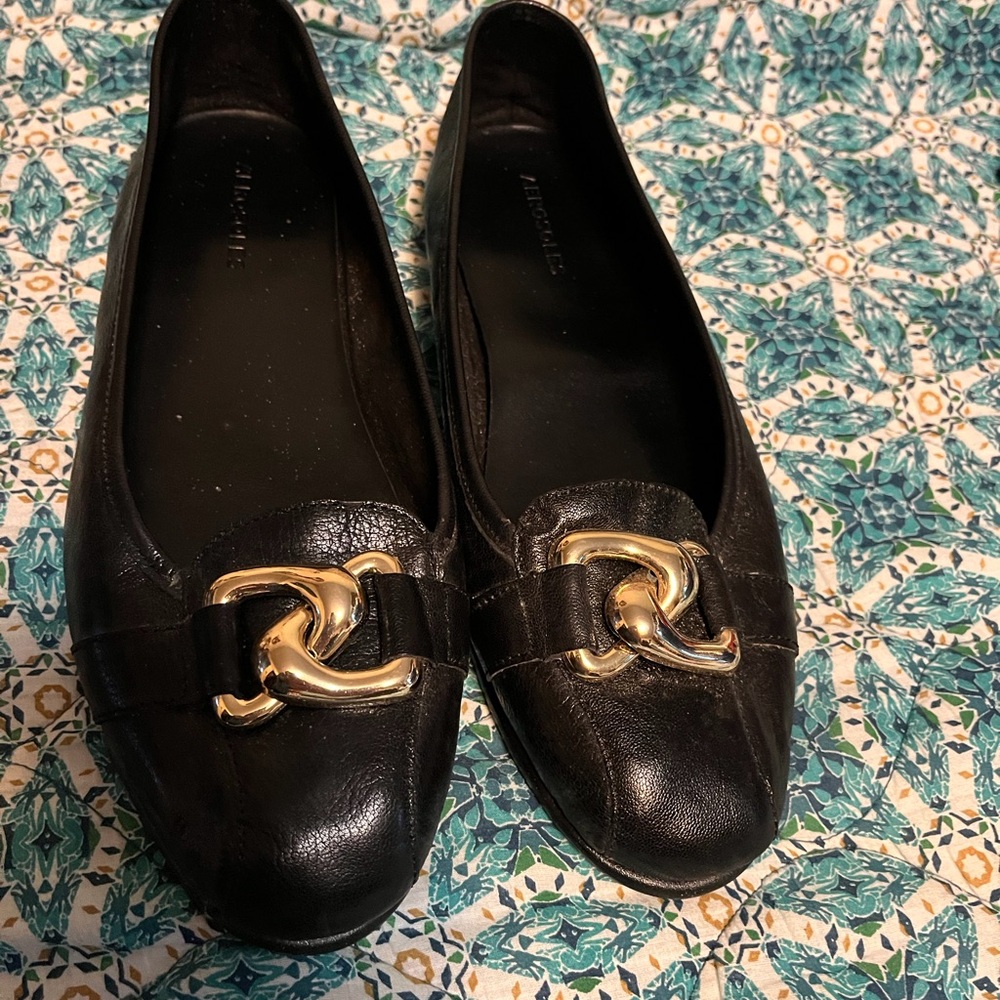 Ladies Aerosoles, size 11.  Black flats.